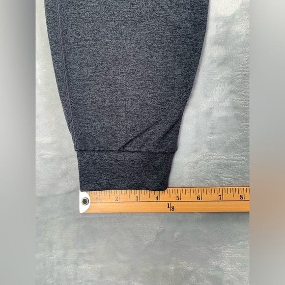 Vuori Charcoal Jogger Pants - Picture 4 of 10